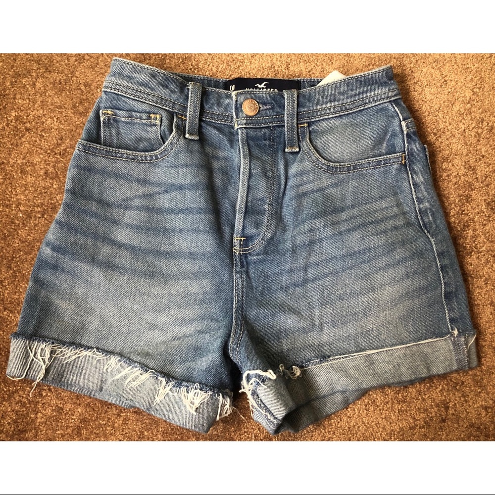 Hollister ultra high rise mom shorts